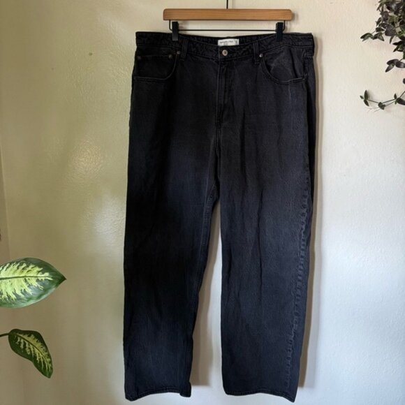 Abercrombie | Long Curve Love The Loose High Rise Jeans - Picture 2 of 7